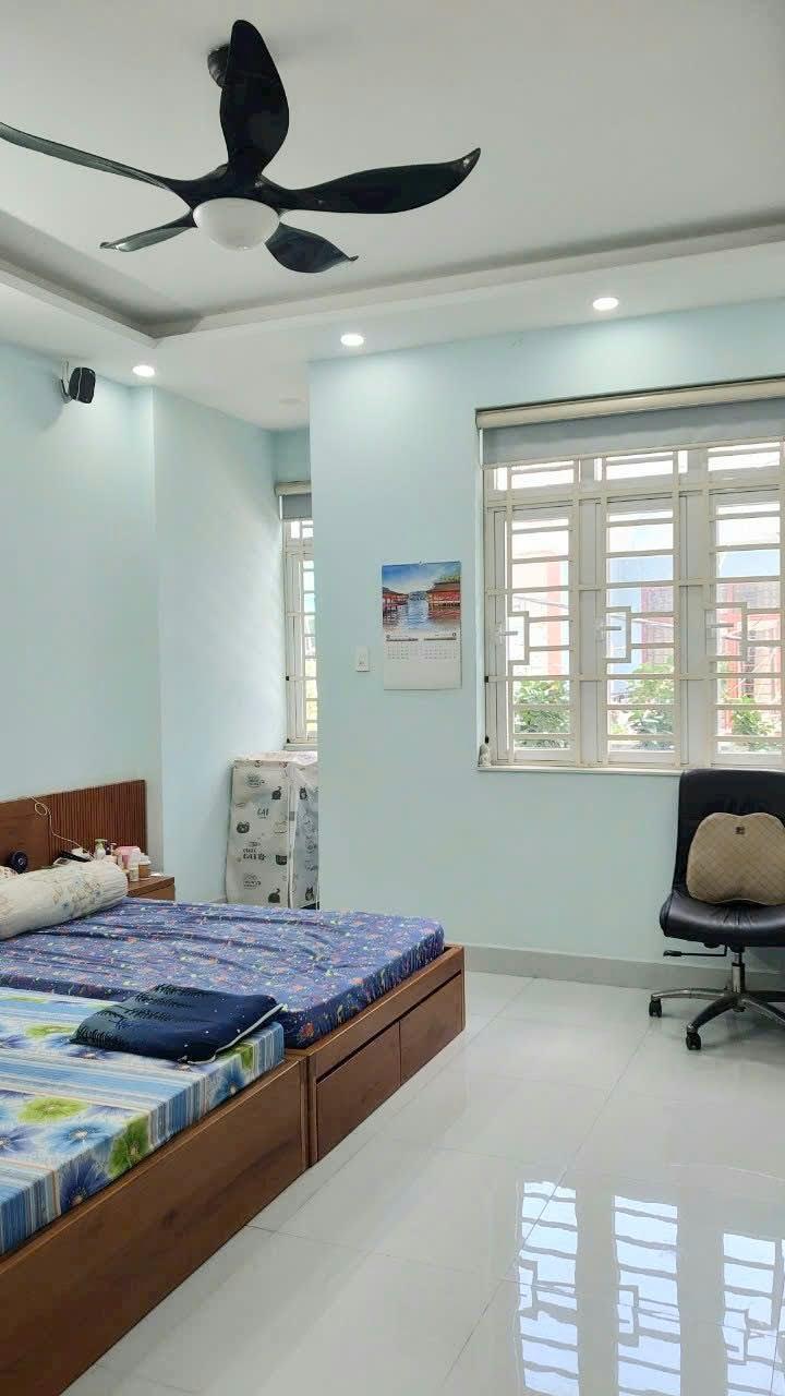 Bán Nhà Hẻm Xe Hơi Một Trục Nguyễn Thái Sơn Gò Vấp, 46M², 1 Trệt 2 Lầu ST,  7.2 Tỷ TL
